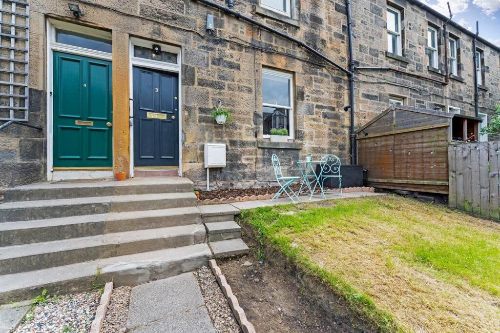 Cheerful Stays - Westend Cottage With Secured Parking Edimburgo Esterno foto